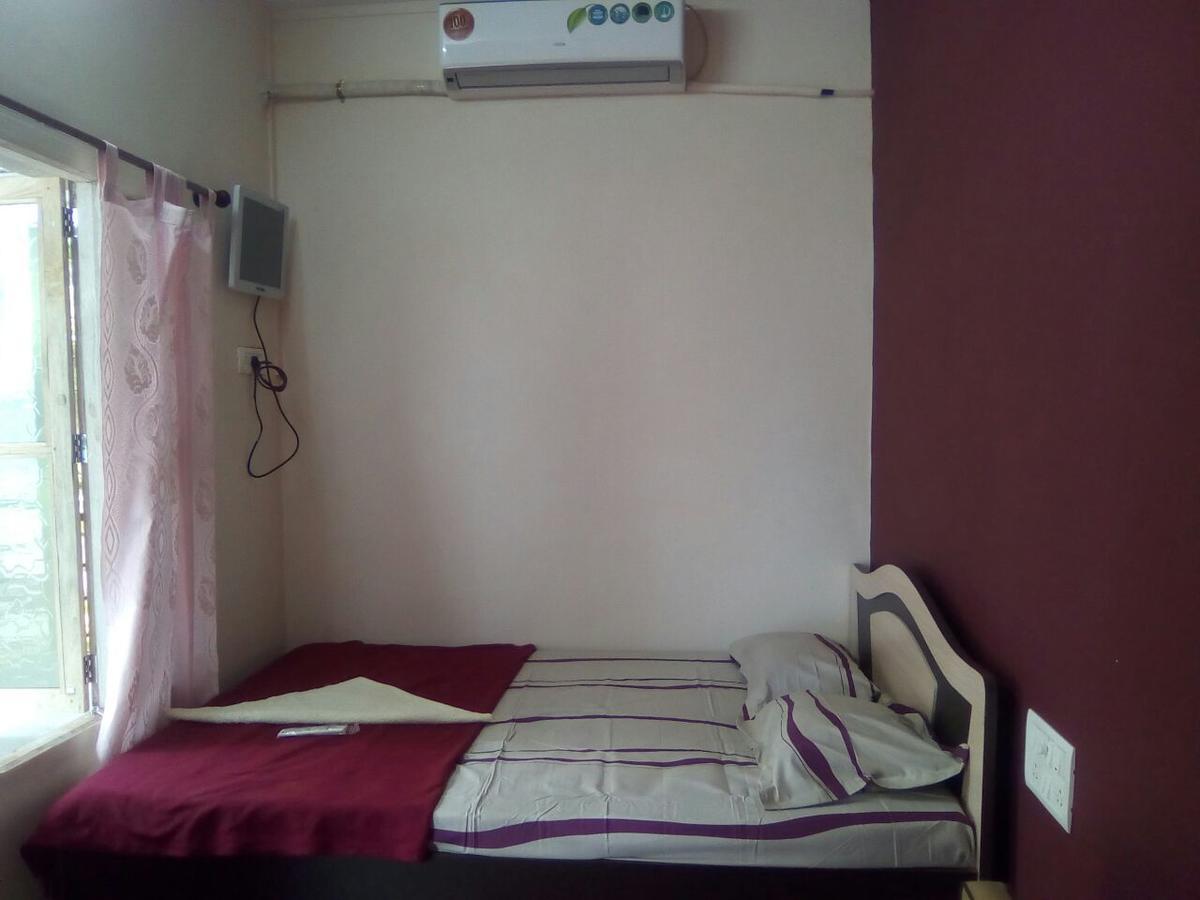 Sea View Holiday Home Mālvan 外观 照片