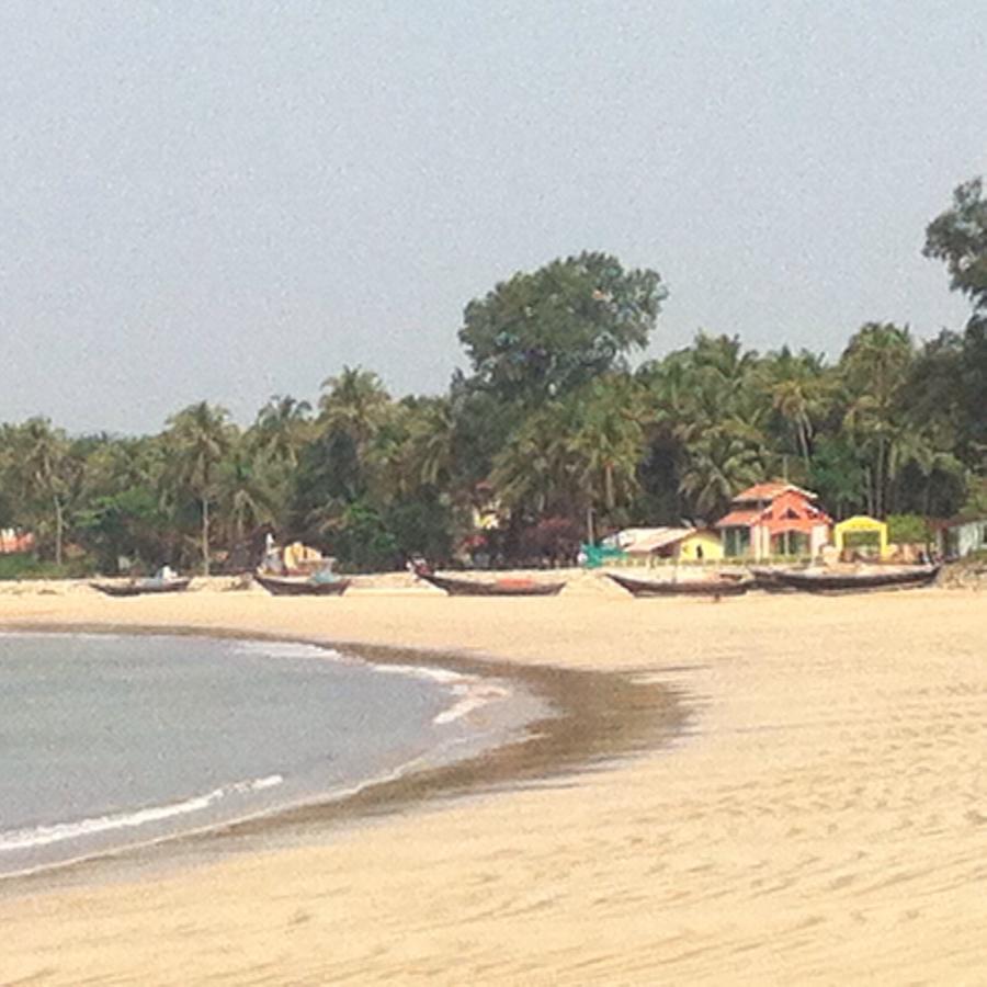 Sea View Holiday Home Mālvan 外观 照片
