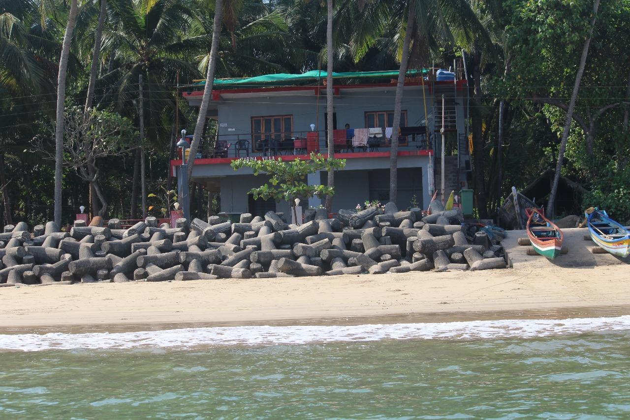 Sea View Holiday Home Mālvan 外观 照片