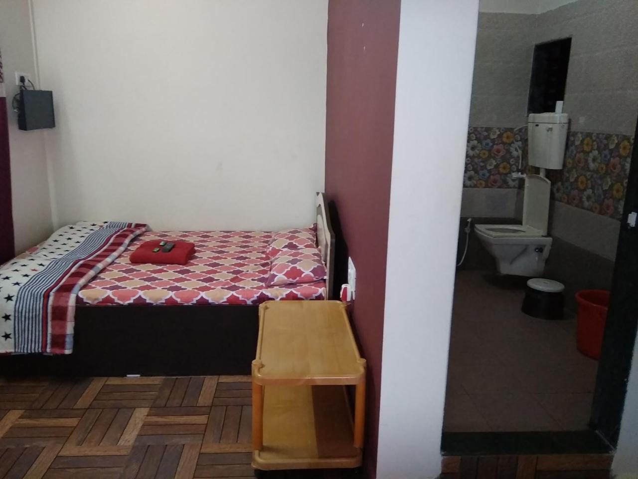 Sea View Holiday Home Mālvan 外观 照片